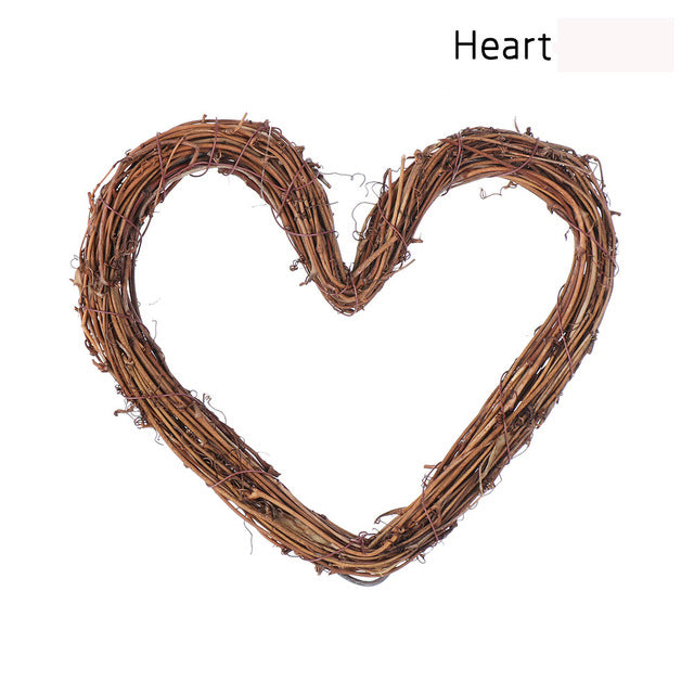 Christmas Rattan Ring Natural Heart Star Festive Wreaths: Perfect Holiday & Wedding Decor!