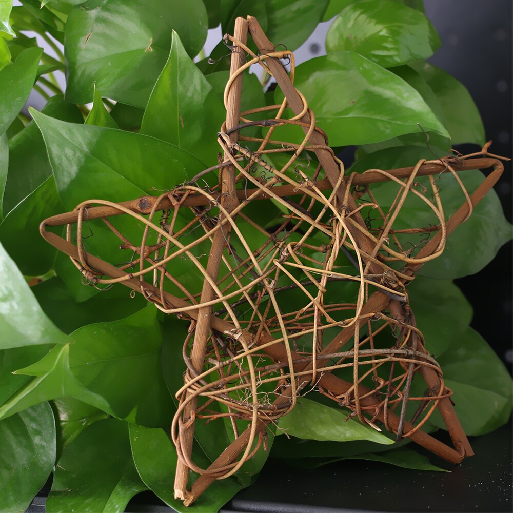 Christmas Rattan Ring Natural Heart Star Festive Wreaths: Perfect Holiday & Wedding Decor!