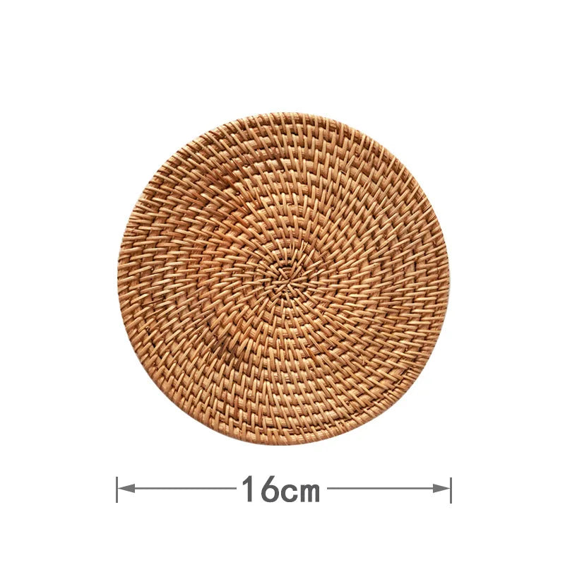 Cup Mat Round Natural Rattan Hot Pad - Hand Woven Heat Insulation Placemats for Kitchen Decoration