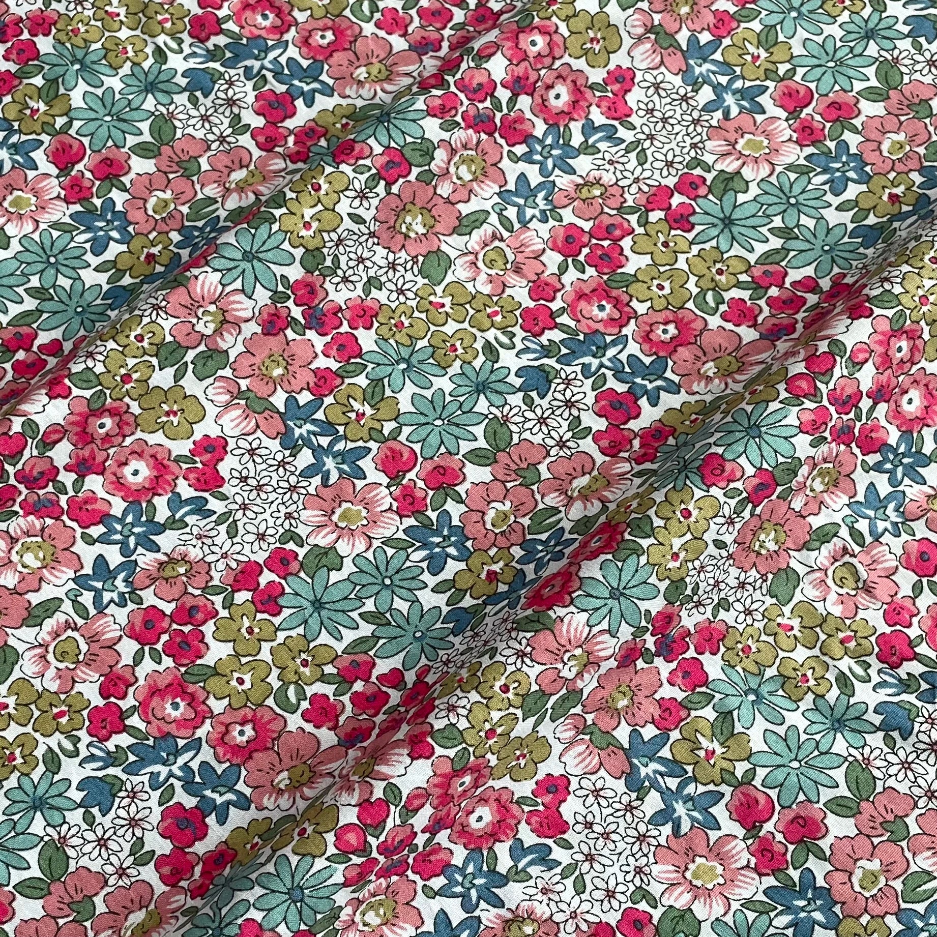 145x50cm New Floral 100% Cotton 40S Liberty Style Fabric - Digital Printing for Sewing Dresses & Kids Designer Handmade Projects