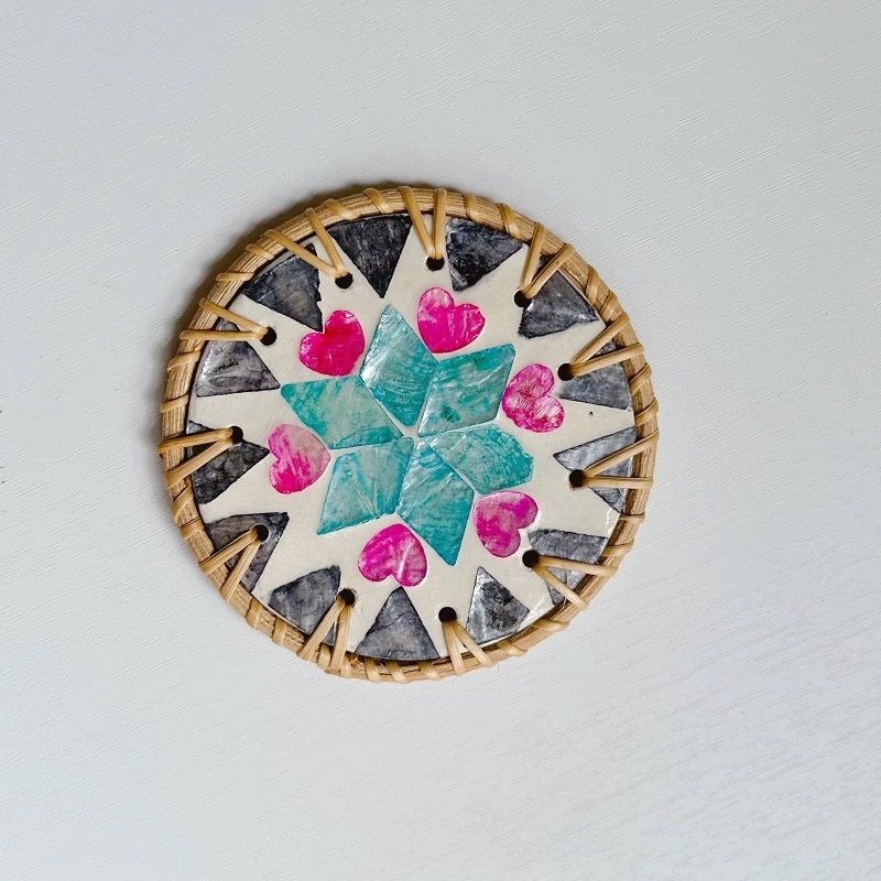 Handmade Colorful Rattan Thermal Insulation Coaster - Shell Flower Pattern Round Table Protection