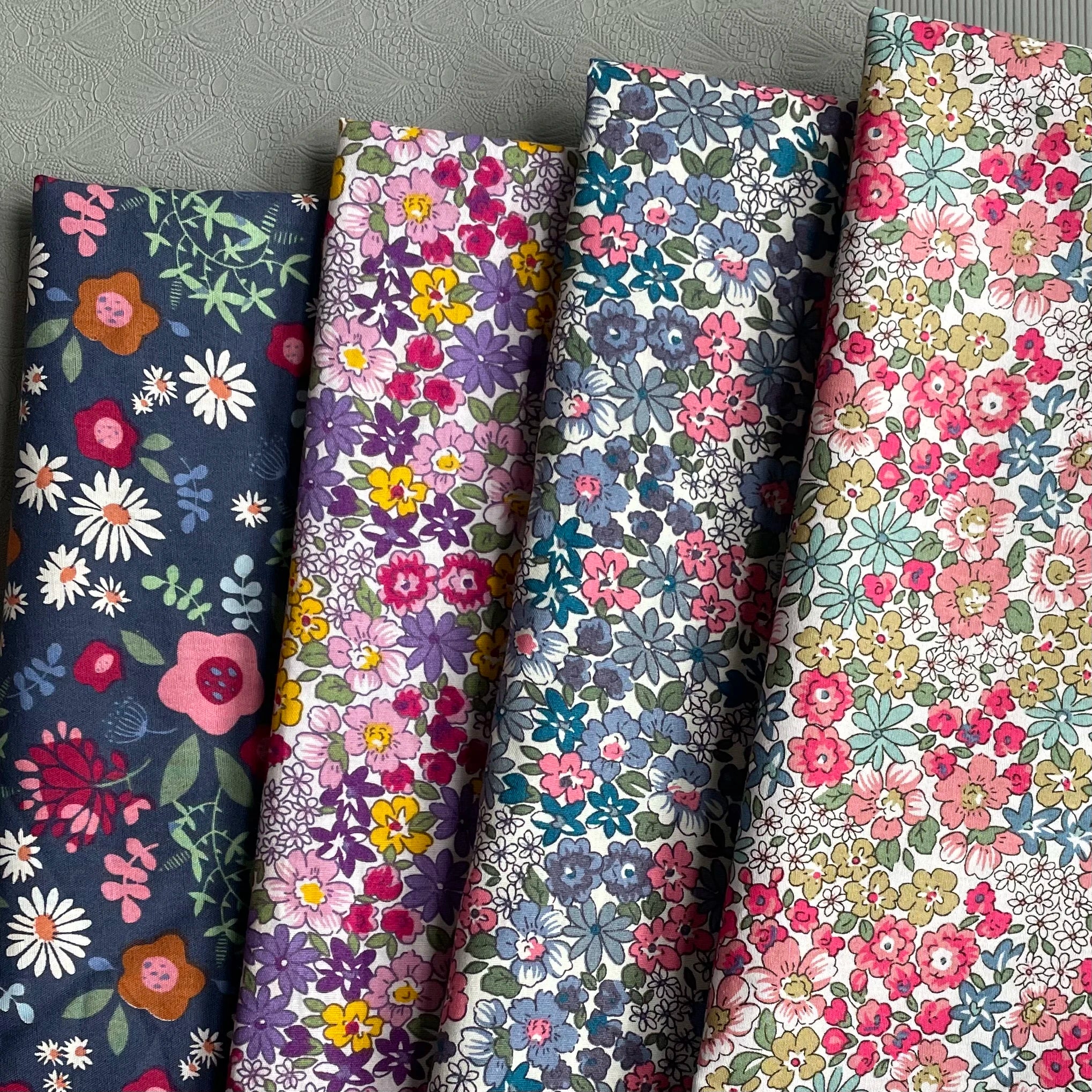 145x50cm New Floral 100% Cotton 40S Liberty Style Fabric - Digital Printing for Sewing Dresses & Kids Designer Handmade Projects