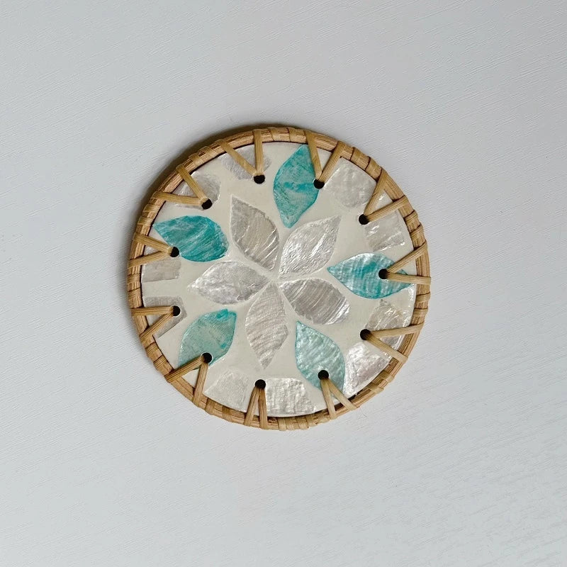 Handmade Colorful Rattan Thermal Insulation Coaster - Shell Flower Pattern Round Table Protection